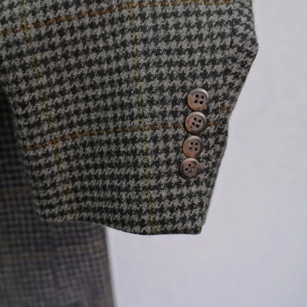 Bill Blass Signature -44R- Tweed Wool Black Gray Houndstooth W/ Brown Green Wind